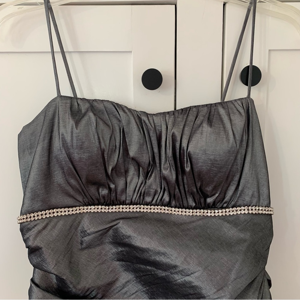 Eureka Metallic Gray Rushed Mini Dress Size Large - Picture 5 of 9